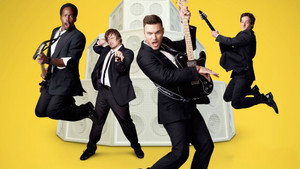 Рок-н-ролл на выезде (сериал, 2012)