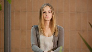 Соседка по комнате (фильм, 2011)