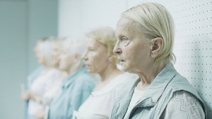 Женщина на крыше (фильм, 2022)