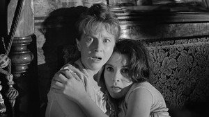 Призрак дома на холме (фильм, 1963)