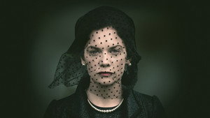 Миссис Уилсон (сериал, 2018)