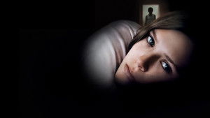 Марта, Марси Мэй, Марлен (фильм, 2011)
