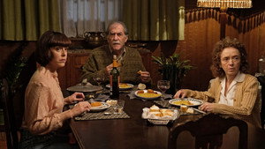 Преимущества путешествий поездами (фильм, 2019)