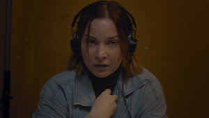 Поцелуй зла (фильм, 2022)