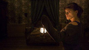 За стенами (сериал, 2016)