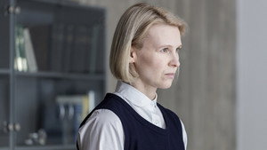 Сандра устраивается на работу (фильм, 2021)