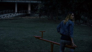 За деревьями (фильм, 2019)