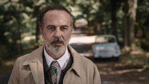 Доктор Баллуз (сериал, 2021)