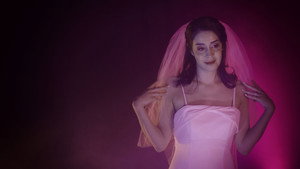 Новой девушке (фильм, 2020)