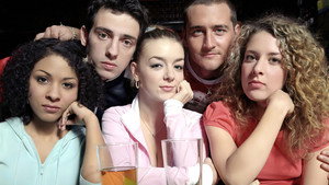 Две пинты лагера и упаковка чипсов (сериал, 2001)
