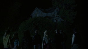 Потерявшиеся во тьме (фильм, 2013)