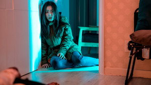 Странные звуки (фильм, 2022)
