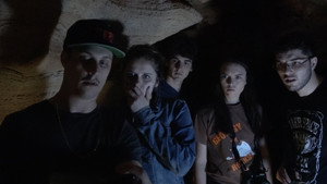 В глубинах: Ужас Пещер (фильм, 2018)