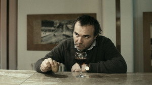 Внутри (фильм, 2012)