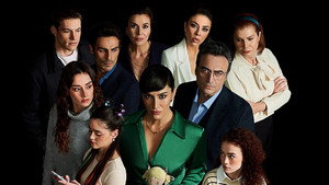 Скрывая нашу маму (сериал, 2021)