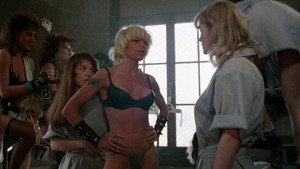Девушки из исправительной колонии (фильм, 1986)